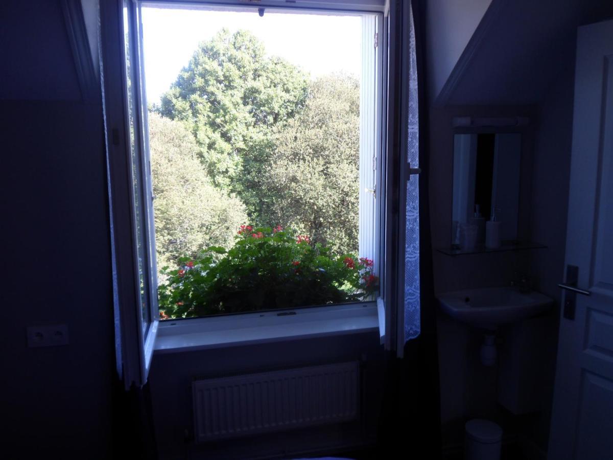 Riverside Bed And Breakfast Huelgoat Esterno foto